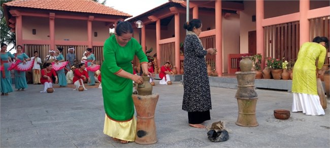 Ninh Thuận: Kết nối di sản để phát triển du lịch vùng đồng bào Chăm (23/5/2023)